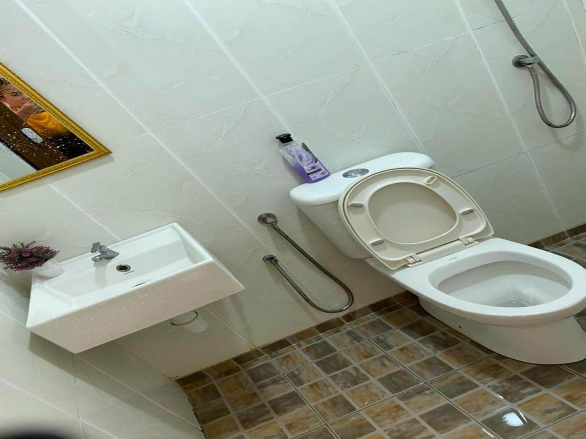 Oyo 91086 Bayu Service Apartment Kuah Eksteriør billede